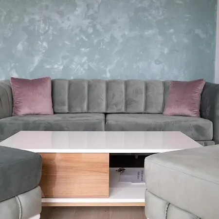 Maja Lux Apartment